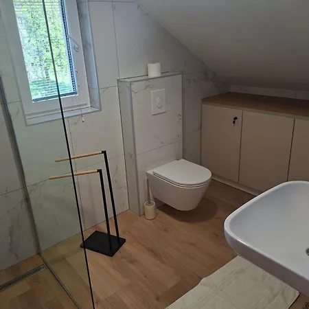 Brigita Holiday Rooms - Udobje, Mir In Sprostitev V Blizini Jezera * Gorica pri Slivnici