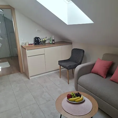 Brigita Holiday Rooms - Udobje, Mir In Sprostitev V Blizini Jezera Nocleg ze śniadaniem Gorica pri Slivnici